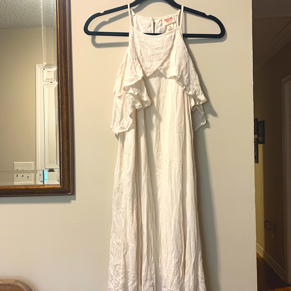 White dress with cold shoulder sleeves